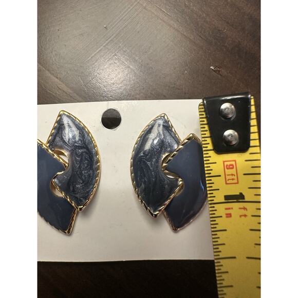 Artisan Crafted Earrings Goldtone Hammered Blue Painted Enamel Lightweight Post - Picture 5 of 6